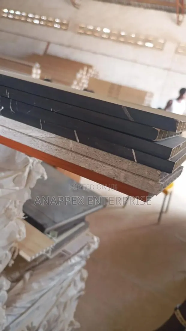 Skating for Edges of Tiles and Edges of Ceiling. · Photo 1