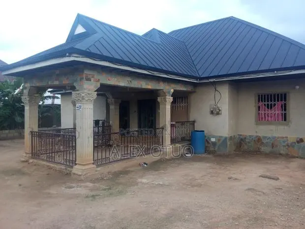 3bdrm House in Alex Otuo Properties, Kumasi Metropolitan for sale · Photo 1