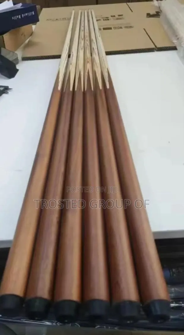 Snooker Cue Sticks · Photo 1