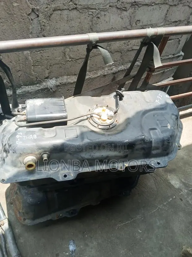Hyundai Getz Fuel Tank · Photo 1