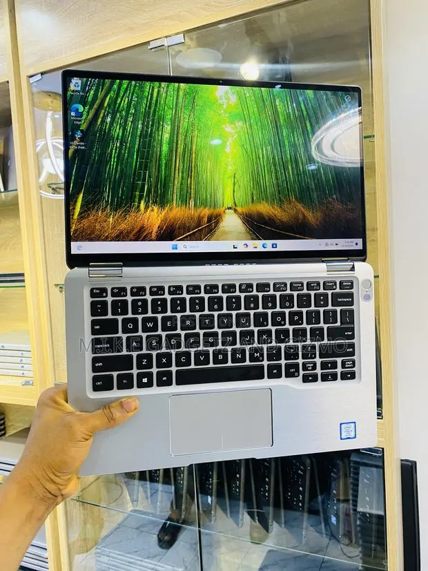 Laptop Dell Latitude 7400 16GB Intel Core i5 SSD 256GB · Photo 1