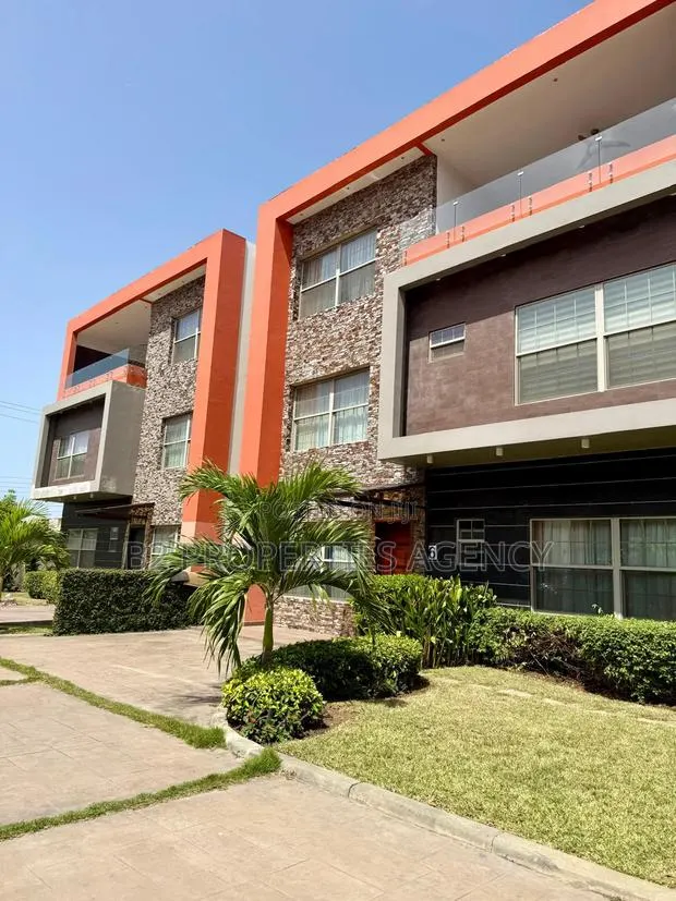 Furnished 4bdrm House in B2 Properties Agency, Accra Metropolitan · Photo 1