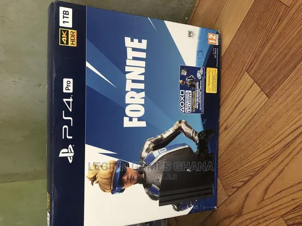 Playstation 4 Pro Fortnite Bundle · Photo 1