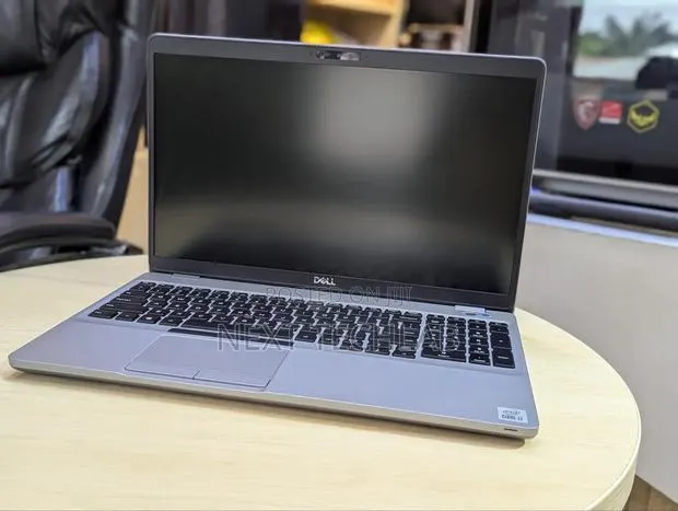 Laptop Dell Latitude 5510 16GB Intel Core I7 HDD+SSD 512GB · Photo 1