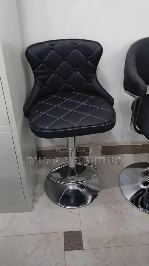 Corner Chair · Photo 1