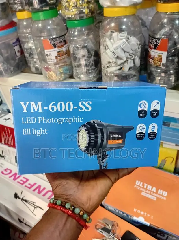 Led Photographic Fill Light Ym600-Ss · Photo 1