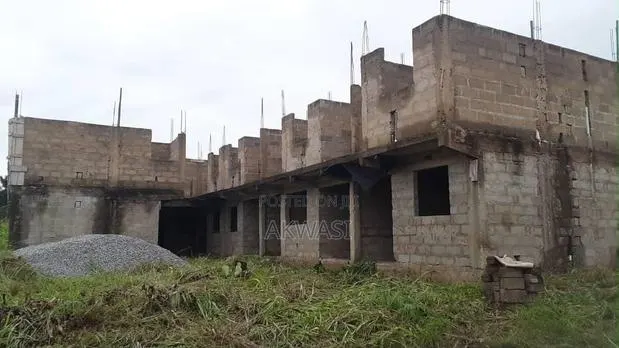 6bdrm Apartment in Okorase - Koforidua, New-Juaben Municipal for sale · Photo 3