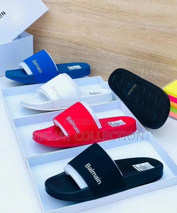 Balmain Unisex Slides · Photo 1