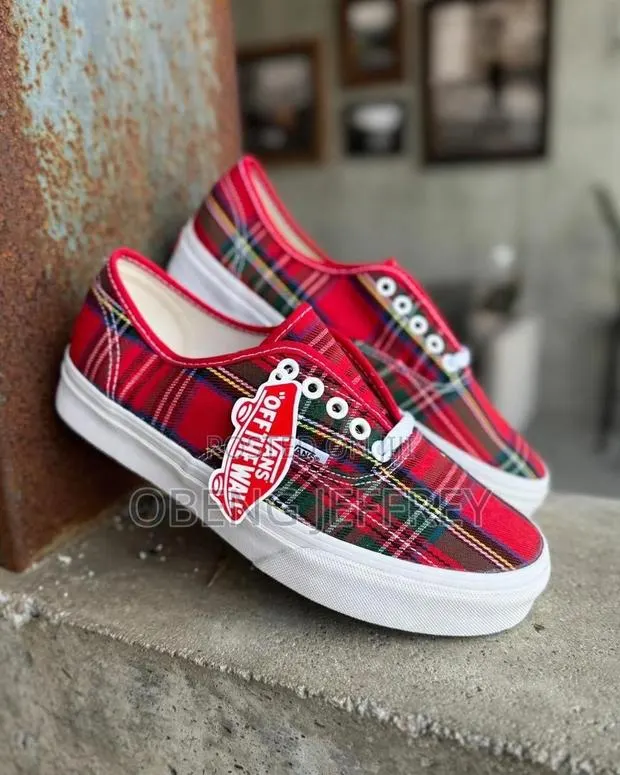 Original Vans Pendleton Red Plaid · Photo 1