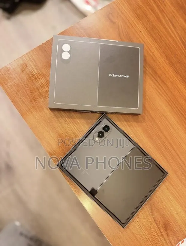 New Samsung Galaxy Z Fold8 256 GB Black · Photo 1