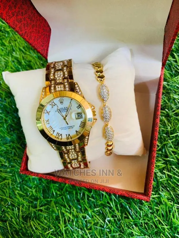 Rolex Oyster Ladies Watch With Bracelet · Photo 1