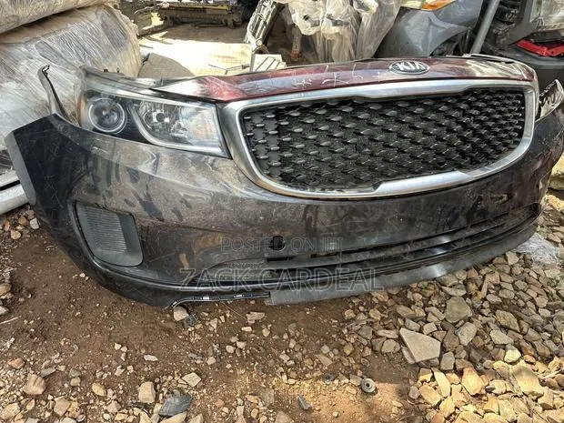 Kia Sedona 2016-2017 Front Cut Complete Available · Photo 1