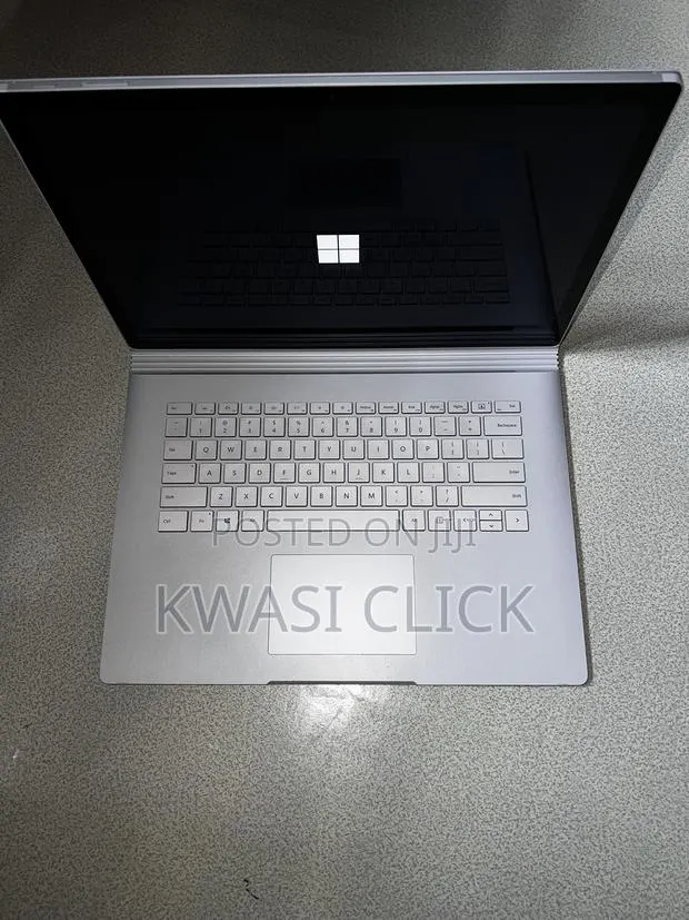Laptop Microsoft Surface Book 3 32GB Intel Core i7 SSD 1T · Photo 1
