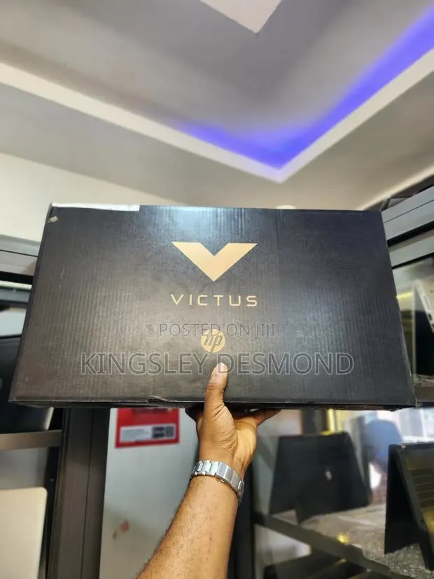 New Laptop HP Victus 16 16GB Intel Core i7 SSD 512GB · Photo 1