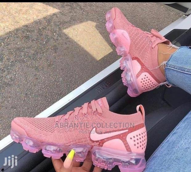 Nike Air Vapormax Flyknit · Photo 1