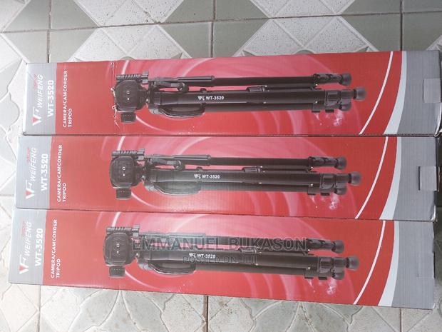 Weifeng 3520 TRIPOD STAND · Photo 3
