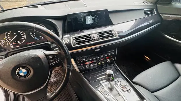 BMW 550i 2013 Silver · Photo 1