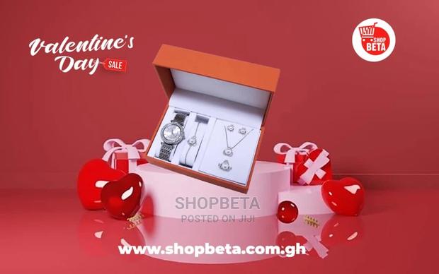 Gifts for Your Special Lady on Vals Day · Photo 2