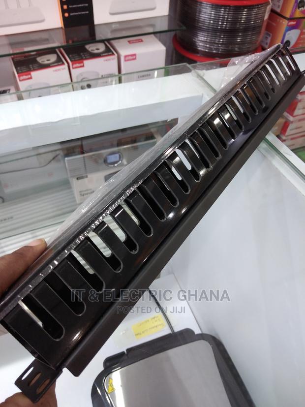 24 Way Cable Management Panel · Photo 2