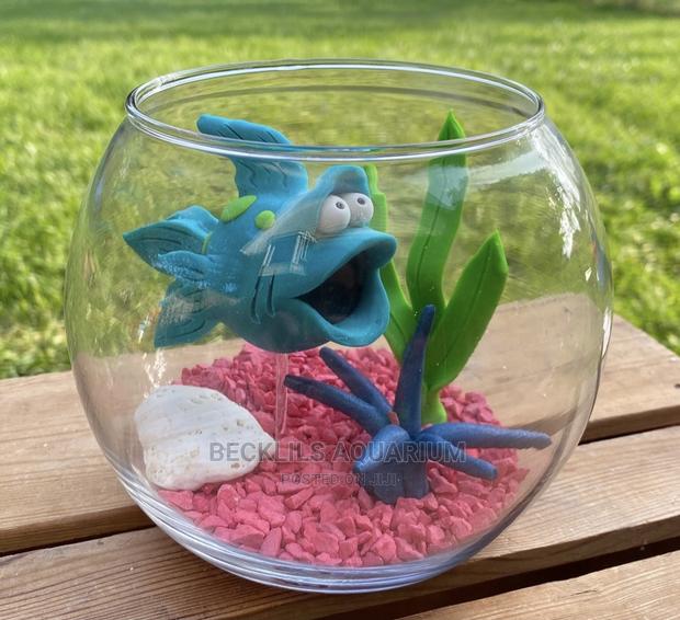 Plastic Fish Bowls Available · Photo 3