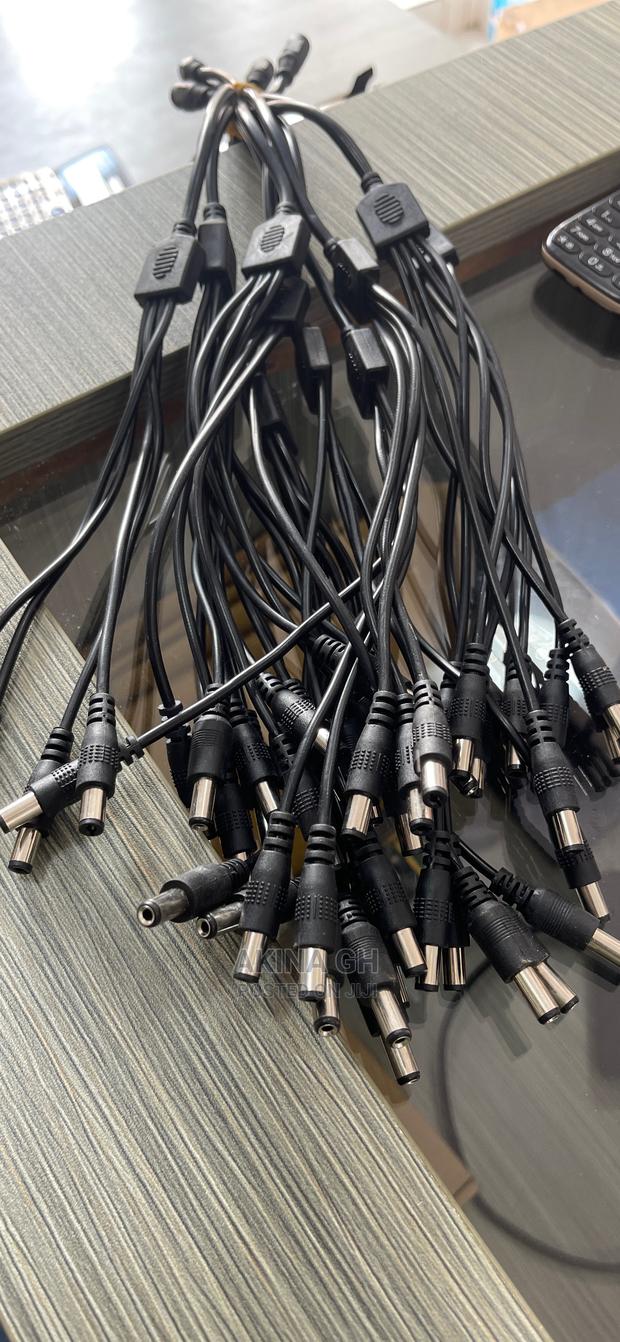 4 Way Power Splitter · Photo 1