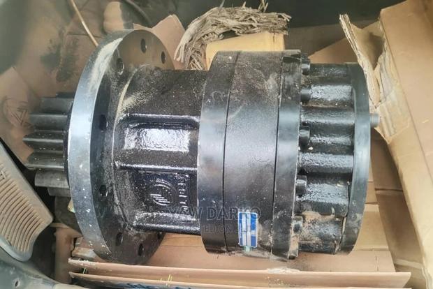 Jcb Excavator Swing Motor And Gear · Photo 2