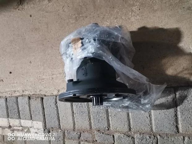Jcb Excavator Swing Motor And Gear · Photo 4