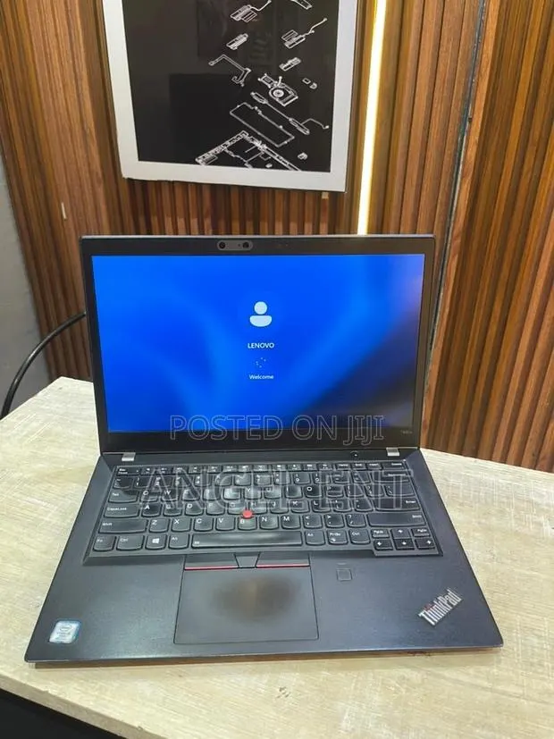 Laptop Lenovo ThinkPad T480s 8GB Intel Core i5 SSD 256GB · Photo 1