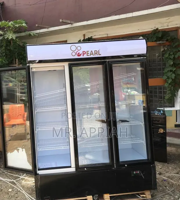 Adorable Pearl PVC-150 3 Door Beverage Cooler(950ltr). · Photo 1