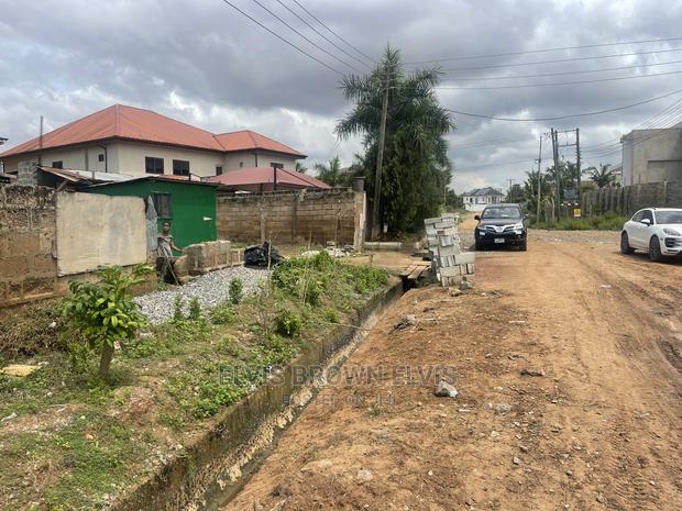 Land With Uncomplicated for Sale at West Trasacco · Photo 1