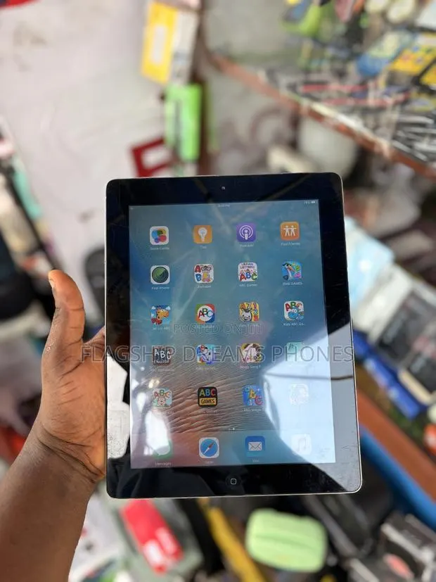 Apple iPad Wi-Fi 16 GB Gray · Photo 1
