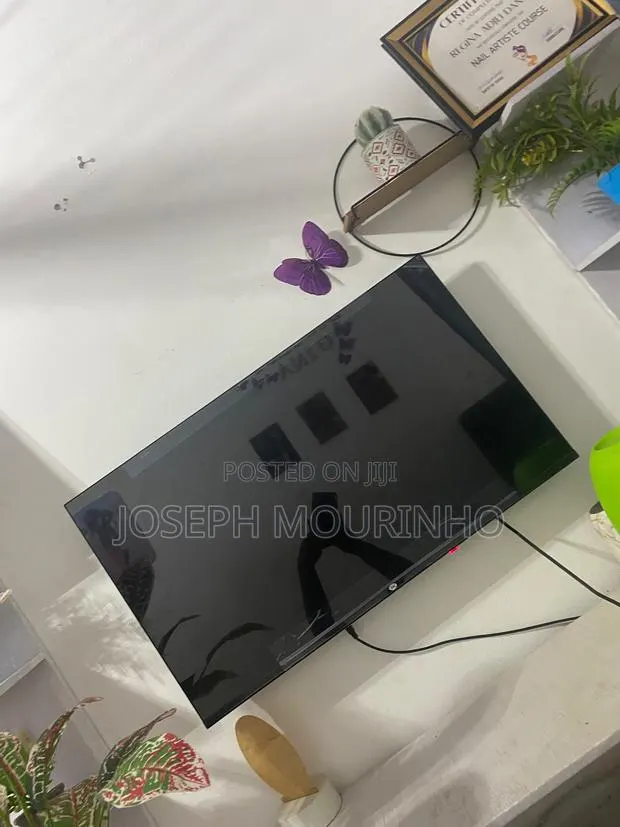 Itel 32 Inches Smart TV Is From Sale Is Brand New · Photo 1