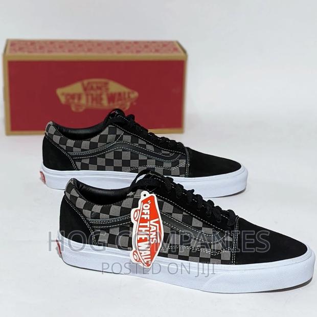 Vans Off the Wall Checker Board Sneakers Kick Shoe · Photo 1