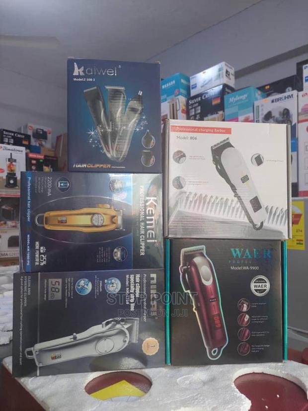 Nikai Professional Corded Clipper · Photo 2