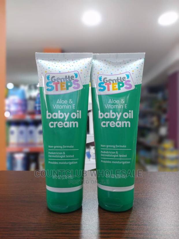 Gentle Steps Baby Oil Cream, Aloe Vitamin E 236ml · Photo 1