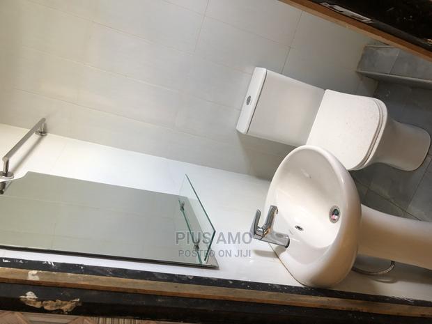 Furnished Single Room Self Contained · Photo 4