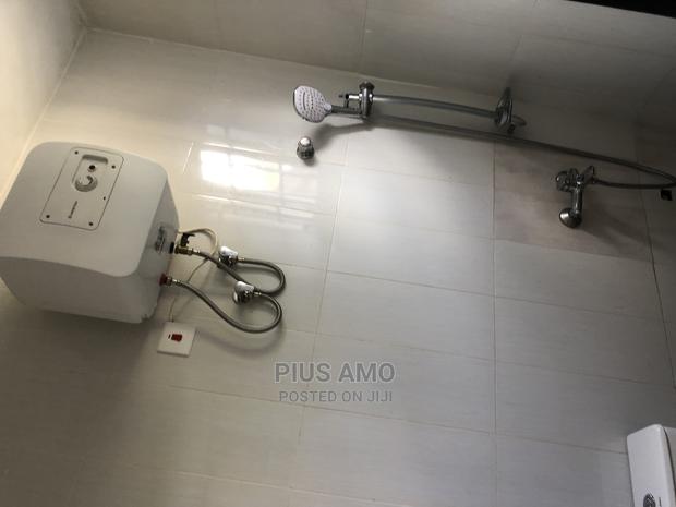 Furnished Single Room Self Contained · Photo 5
