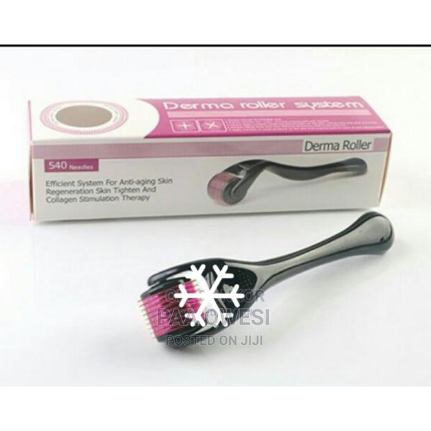 Derma Roller {1.5mm} · Photo 1