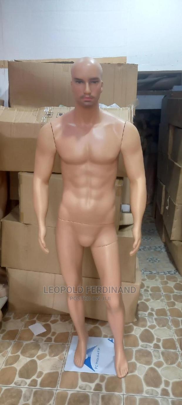 Full Body Male Mannequins · Photo 4