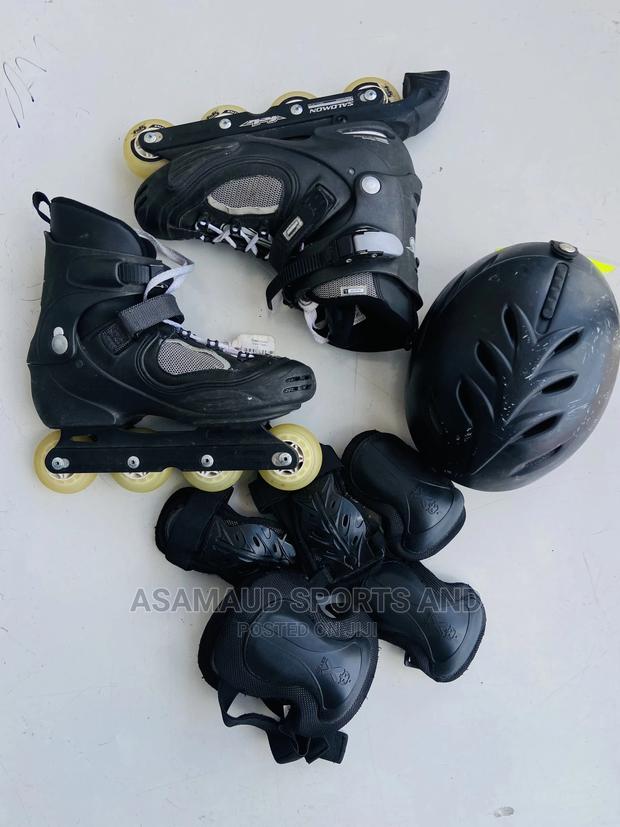 Original Set of Skating Gears at Cool Price · Photo 1