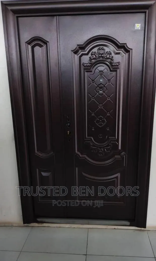 Paladin Turkish One/Half Doors With Frames,Locks+Keys · Photo 1