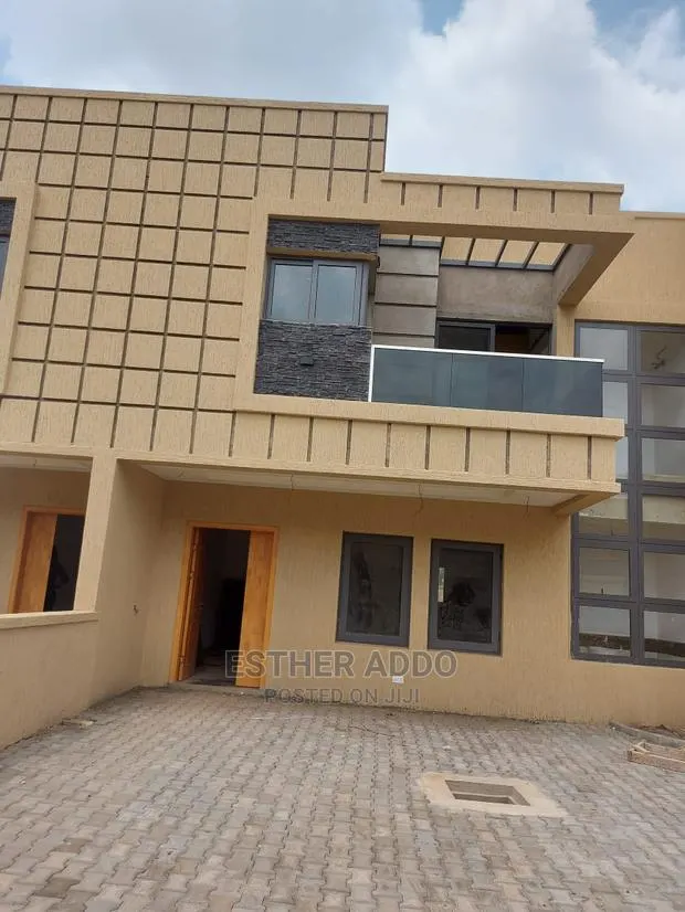 3bdrm Townhouse / Terrace in East Legon for rent · Photo 1