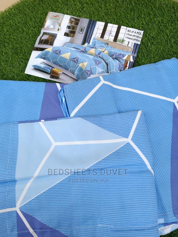 1 Bedsheet and 2 Pillow Cases · Photo 1