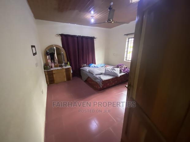 2bdrm House in Ofankor - Barrier for sale · Photo 8