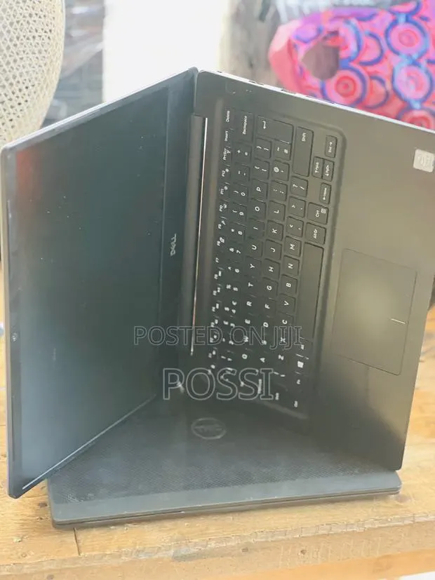 Laptop Dell Vostro 5481 8GB Intel Core I5 SSD 256GB · Photo 1