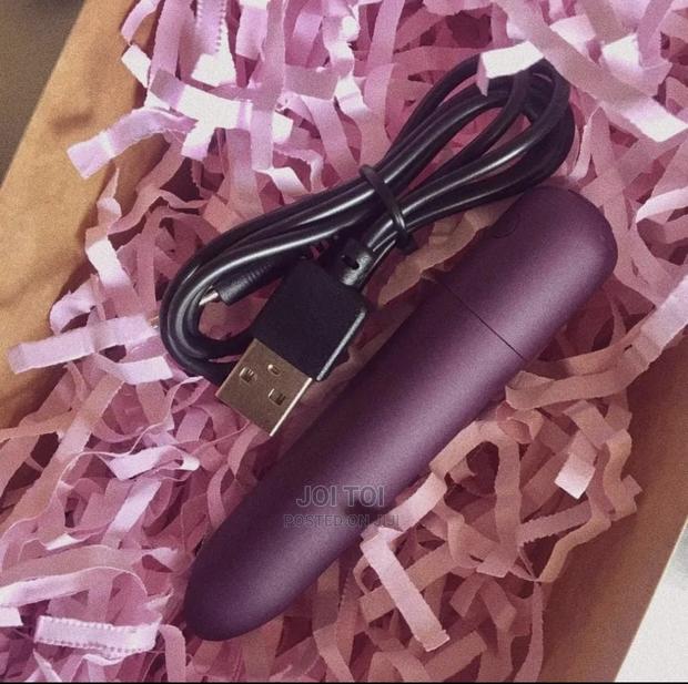 10 Speeds Rechargeable Bullet Vibrator · Photo 1