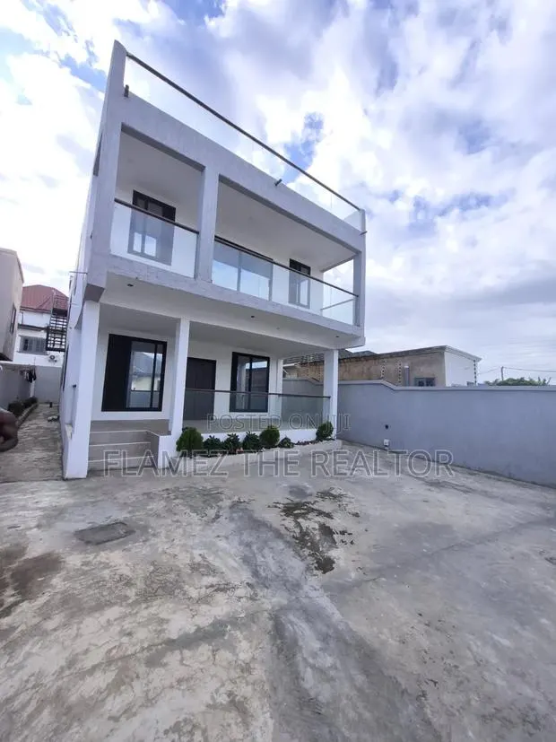 3bdrm House in Acp, Kwabenya for sale · Photo 1