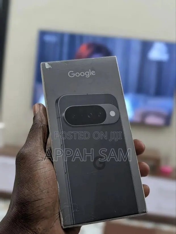 New Google Pixel 10 128 GB Black · Photo 1