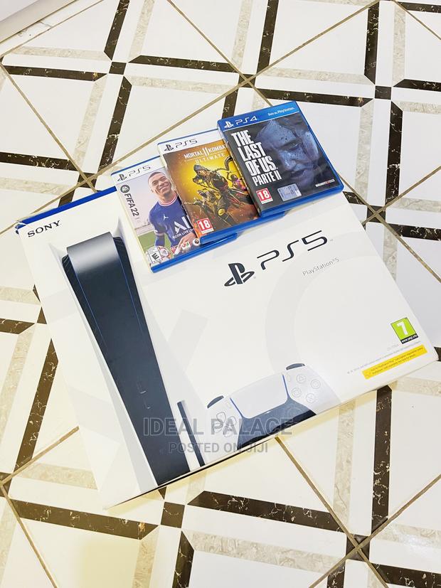 PS5 Pre- Owned New With Games · Photo 1