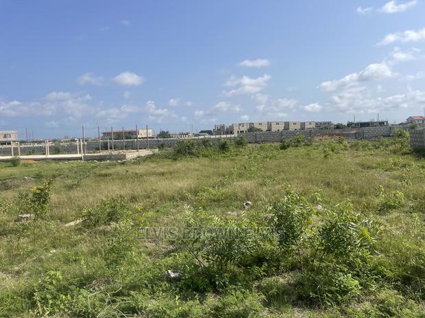 Land at West Trasacco for Sale · Photo 2